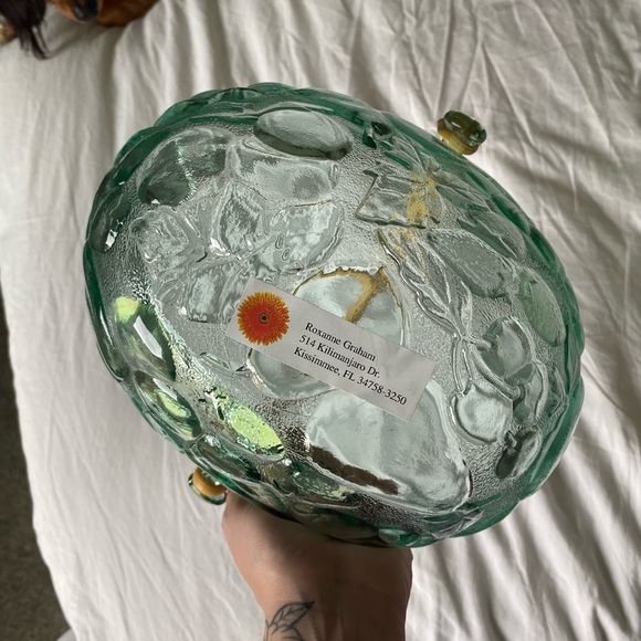 Green Glass Fruit Bowl with Rattan Handle - Picture 5 of 6